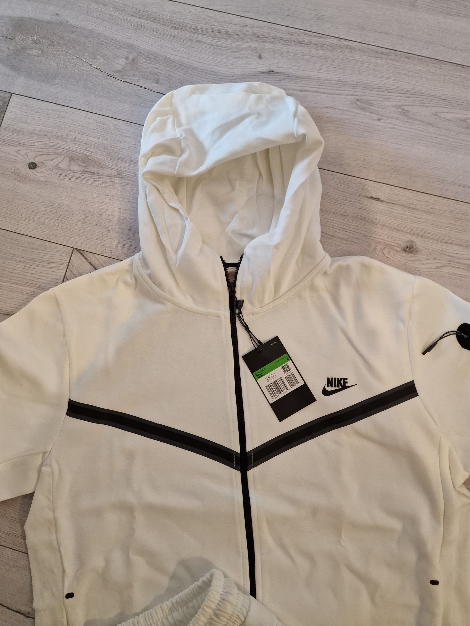 Nike Tech Fleece Alb PREMIUM