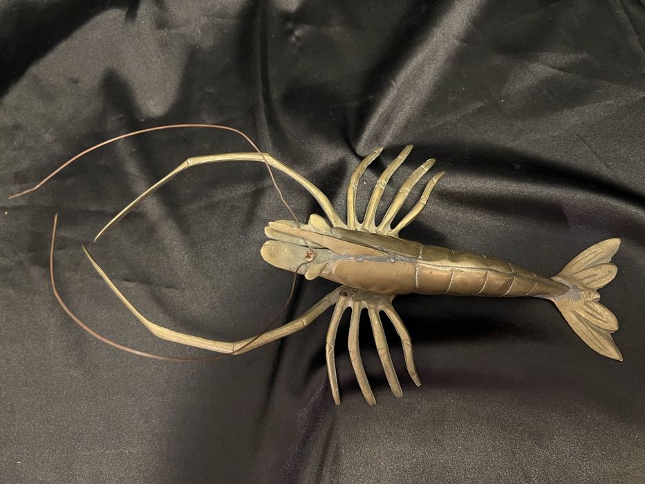 Decoratiune realizata din alama in forma de homar