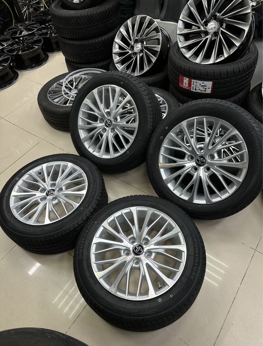 Камри Новый комплект зимний лепучка 215 55 R17