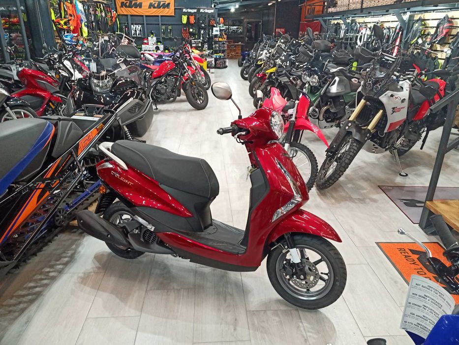 Yamaha Delight 125  nou-se conduce cu B - in stoc EST BIKE Campina
