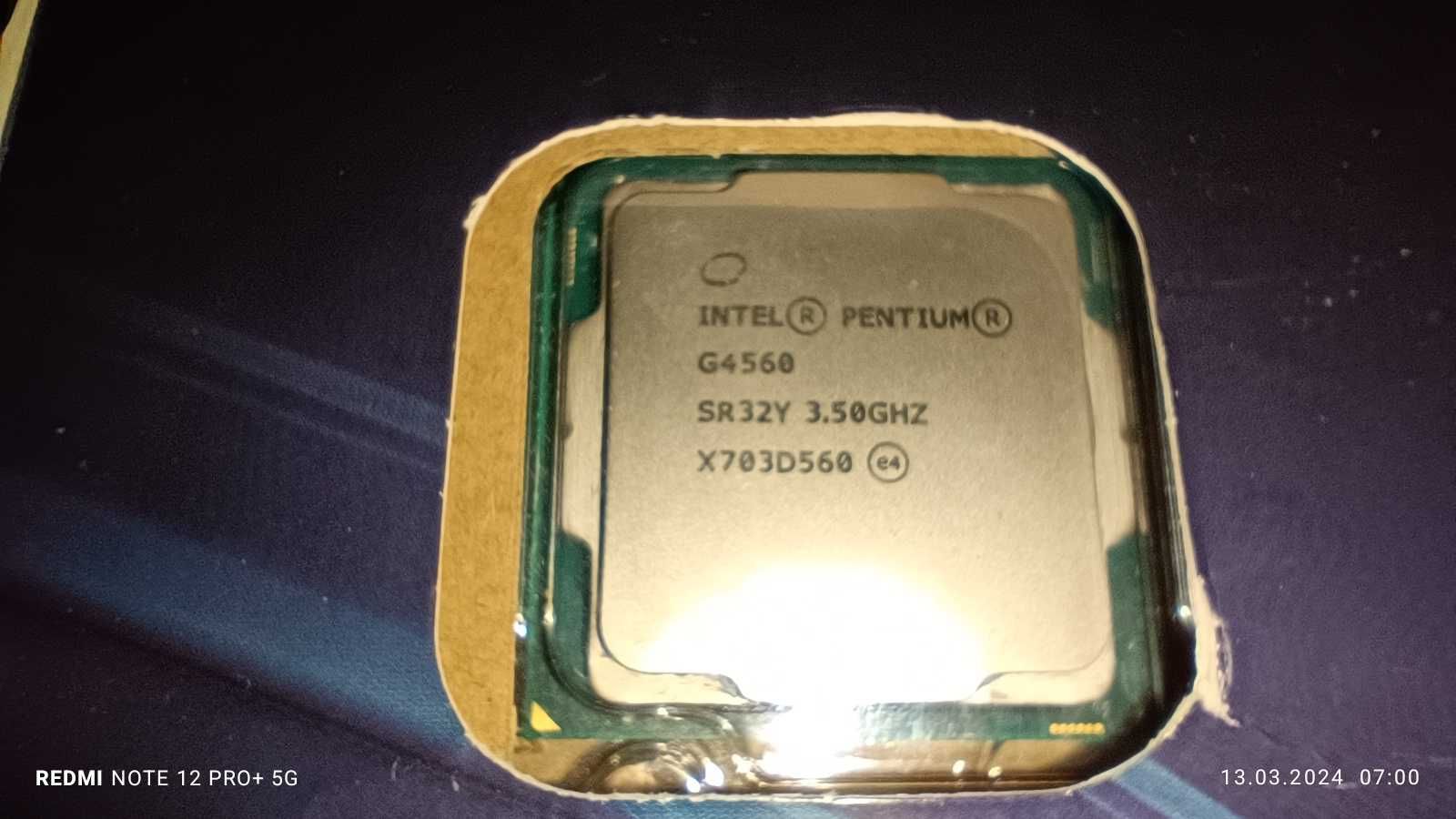 двуядрени четиринишкови процесори Intel® Pentium G4600 и G4560