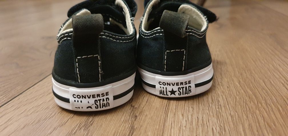 Converse, masura 21, negru