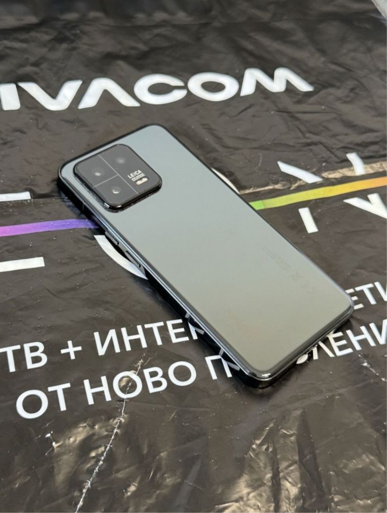 256GB Xiaomi 13 8GB 5G Vivacom Гаранция 2026г. Black / Черен