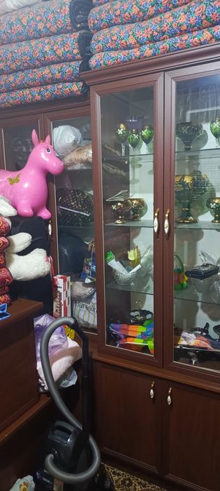 Продаётся стенка! Стенка ни у́зи сотилади!