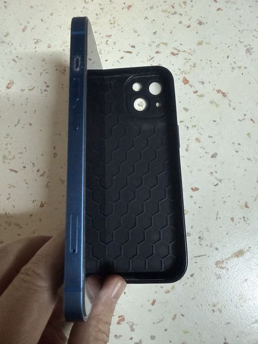 Vand iphone 13,128 GB,culoare Blue