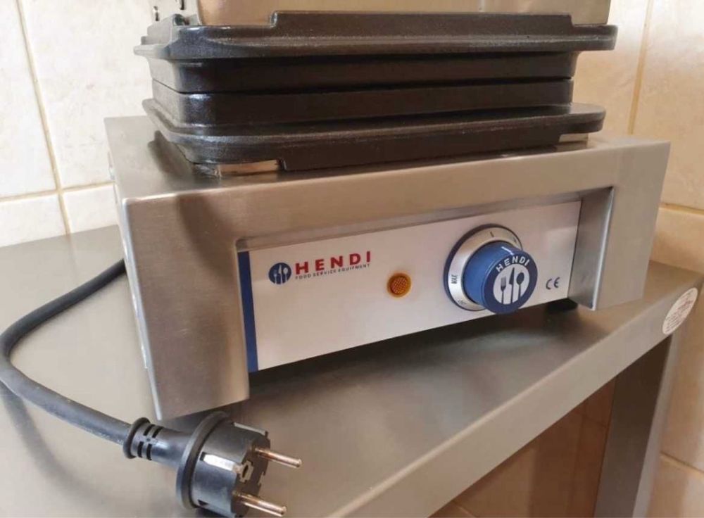 Aparat waffle / vafe marca Hendi, model Brussels, PROFI fonta si inox