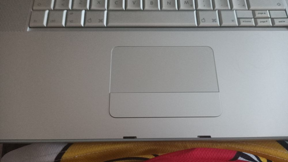 Vând macbook  predare personala in Râmnicul Vâlcea