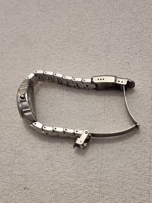 Ceas original Sector