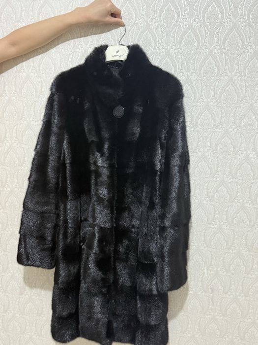 Продам норковую шубу