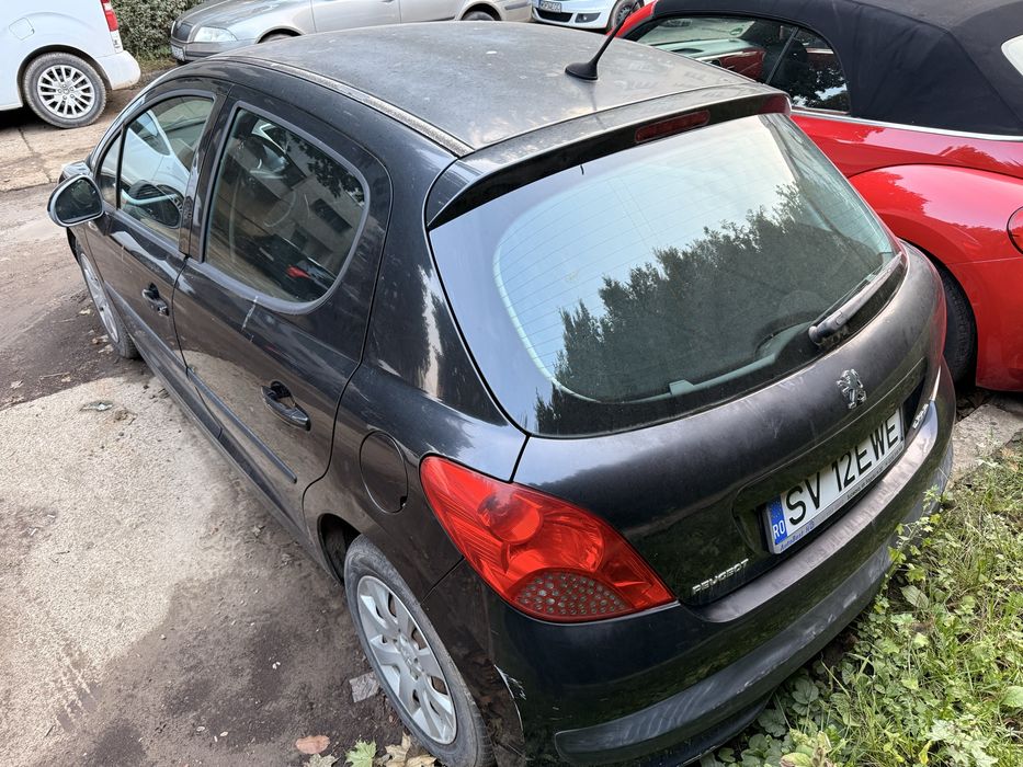 Peugeot 207 2009  benzina 1.4 120.000 km reali