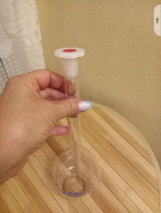 Balon cotat cu slif autoclavabil cu capacitatea de 250 ml