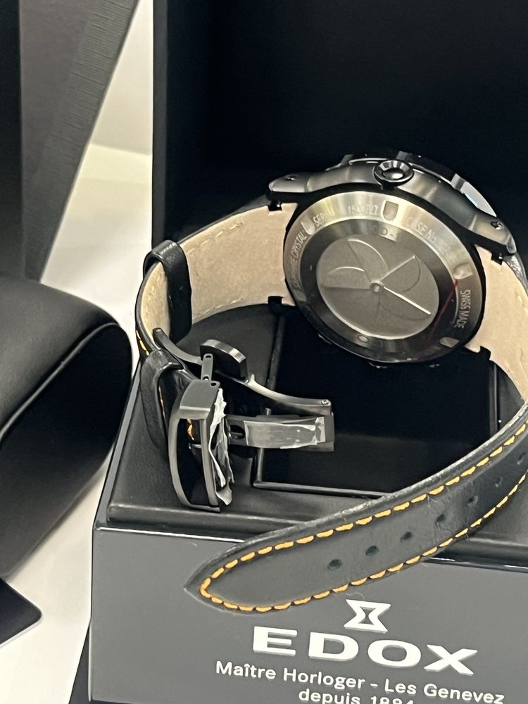 EDOX CO-1 - мъжки часовник нов  с найлоните