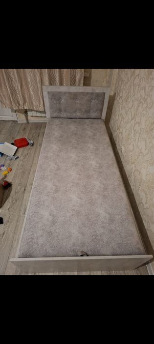 Срочно продам Кровать.