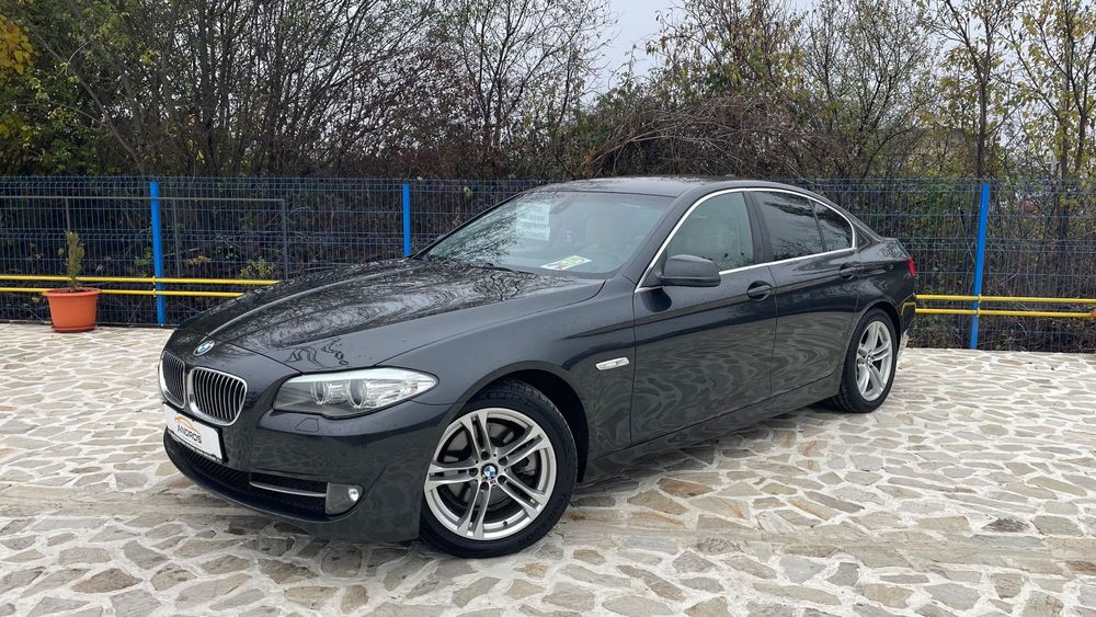 BMW Seria 5 520d 184CP/08.2012/Automatic/Interior Beige+Negru/Garantie 12 luni