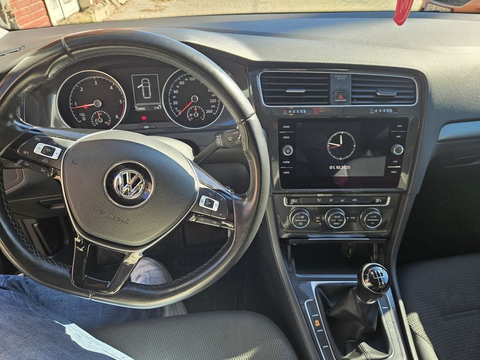 Vand Golf 7, an fabricație 2018, proprietar!