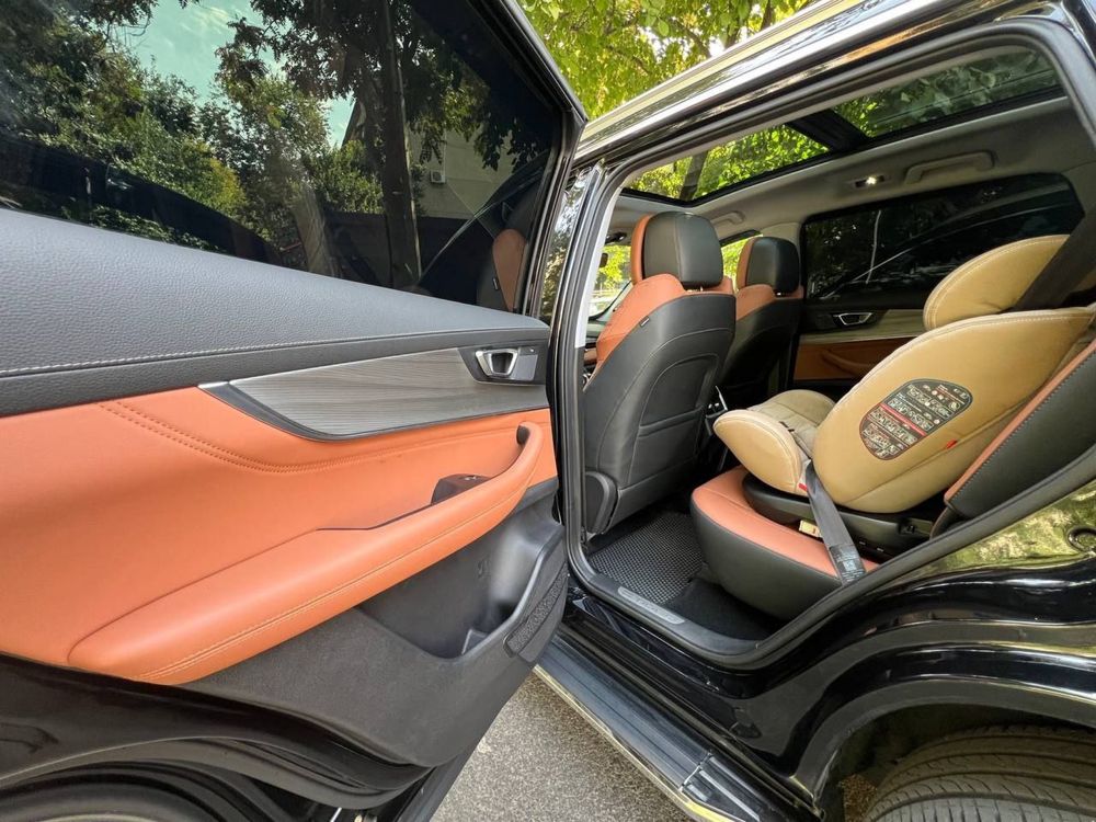 Продается Chery Tiggo 8 pro max full