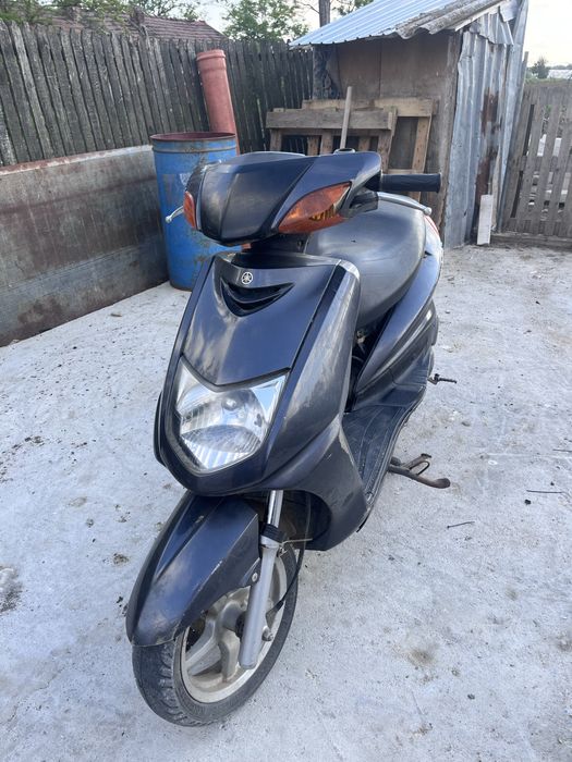 Scuter yamaha cingnus 125cc vand sau schimb cu cross 150cc