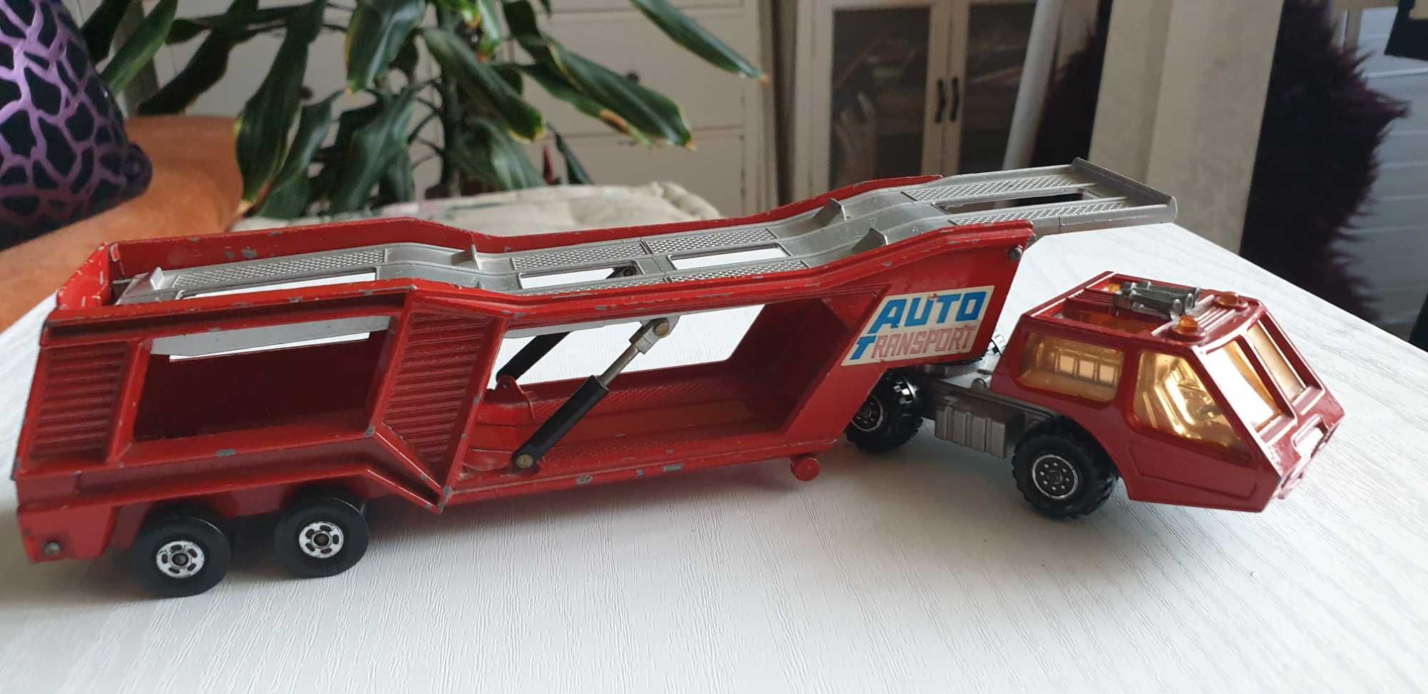 Camion metal Matchbox SUPER KINGS 1976 - TRANSPORTER CAR K-10