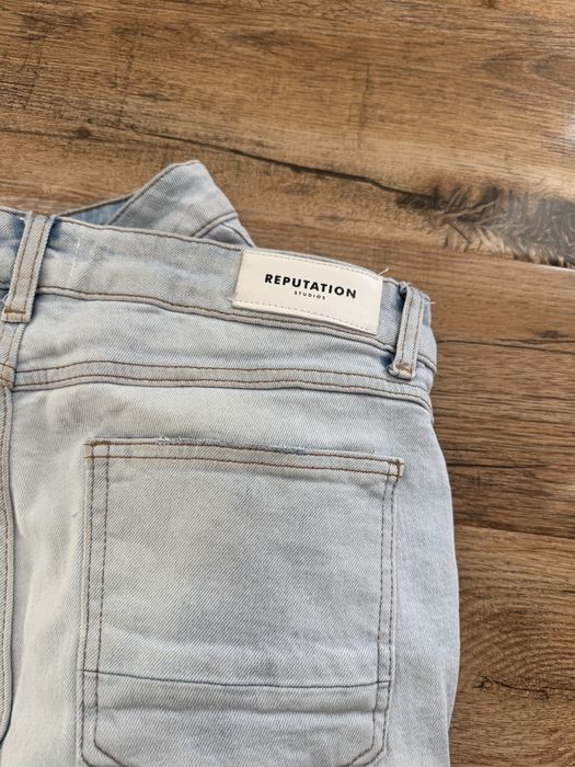 Blugi Reputation Studios , nu Amiri nu Balenciaga nu Off white