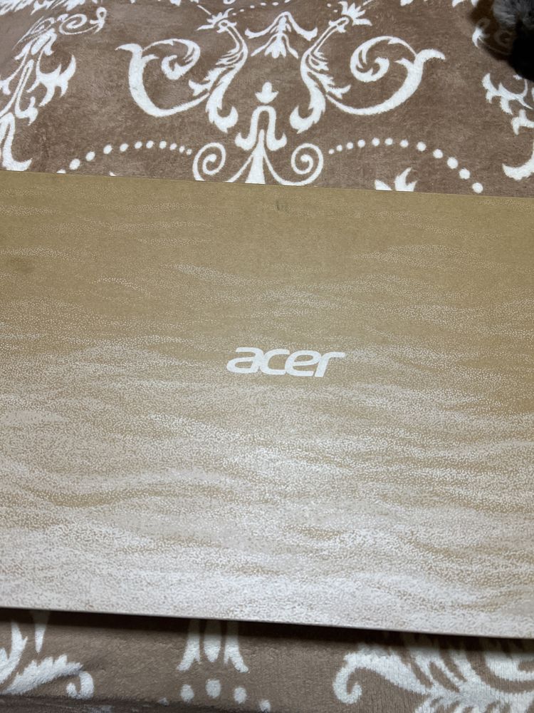 Laptop Acer Aspire Vero Volcano Gray