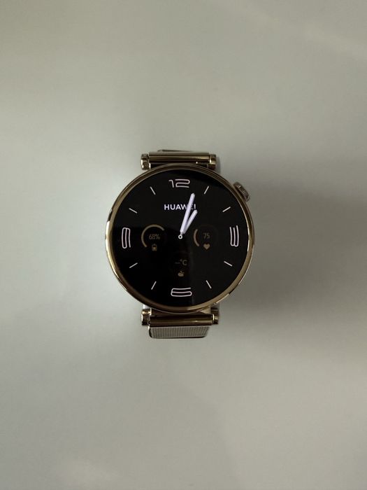 Смарт часовник Huawei Whatch GT 4
