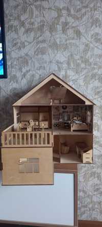 Продам кукольный деревянный домик