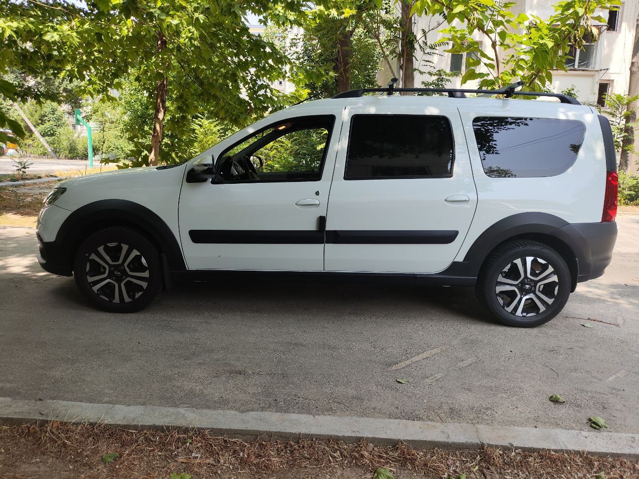 Lada Largus 2022