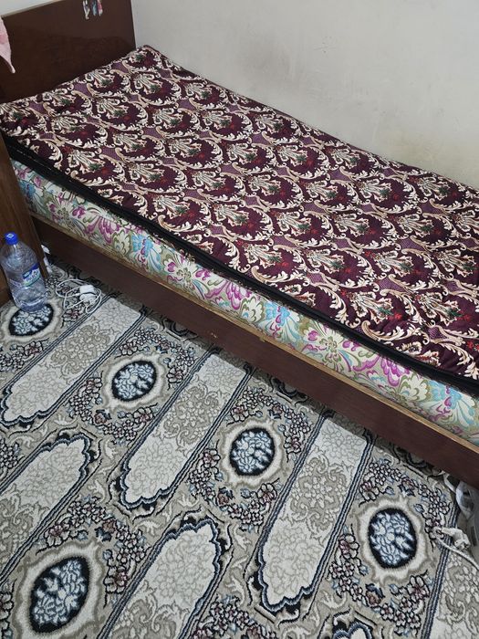 Дван сотилади срочно Чоштепада