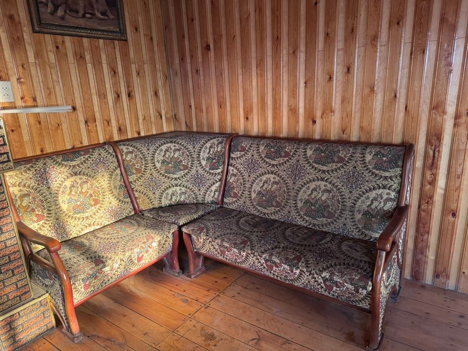 Divan sotiladi holati yaxshi