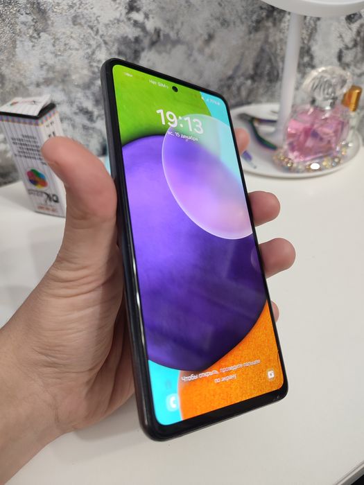 Телефон Samsung a52