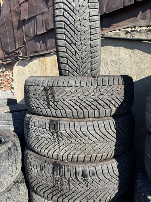 Vand set cauciucuri Pirelli Winter Scorpion 2 235/50/21