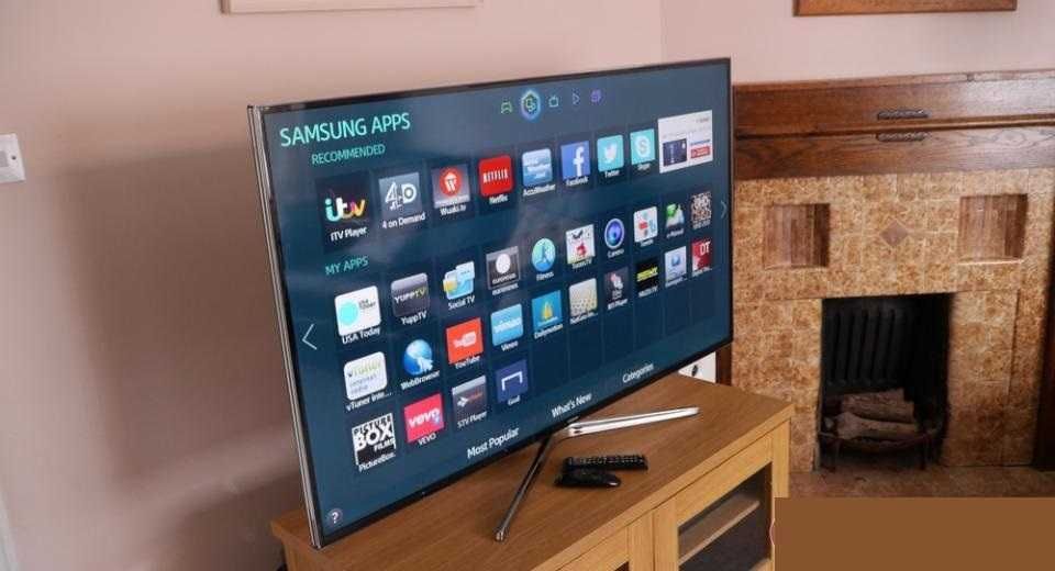 Televizor LED Samsung 3D 138 cm/ Netflix / Youtube + suport perete