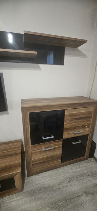 Холна  секция  300лв