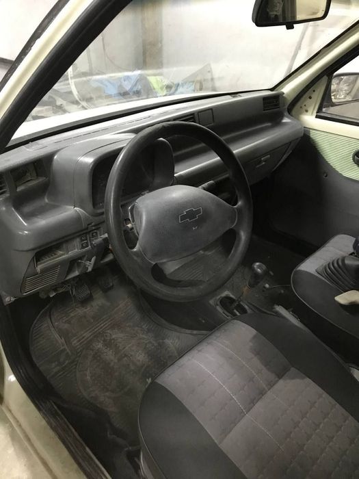 Tiko sotiladi srochni kelishamiz 1200$