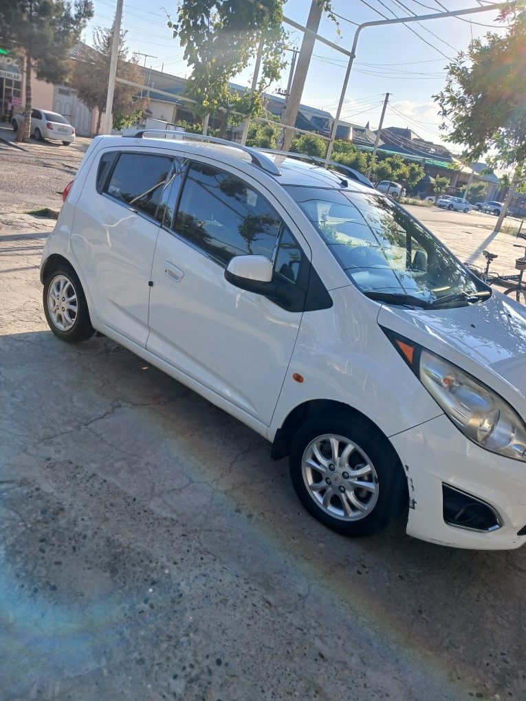 Chevrolet Spark  2012