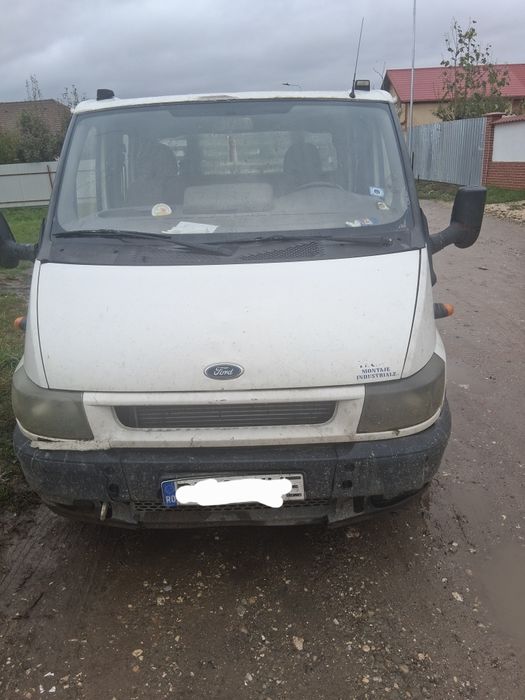 Vând Ford Transit