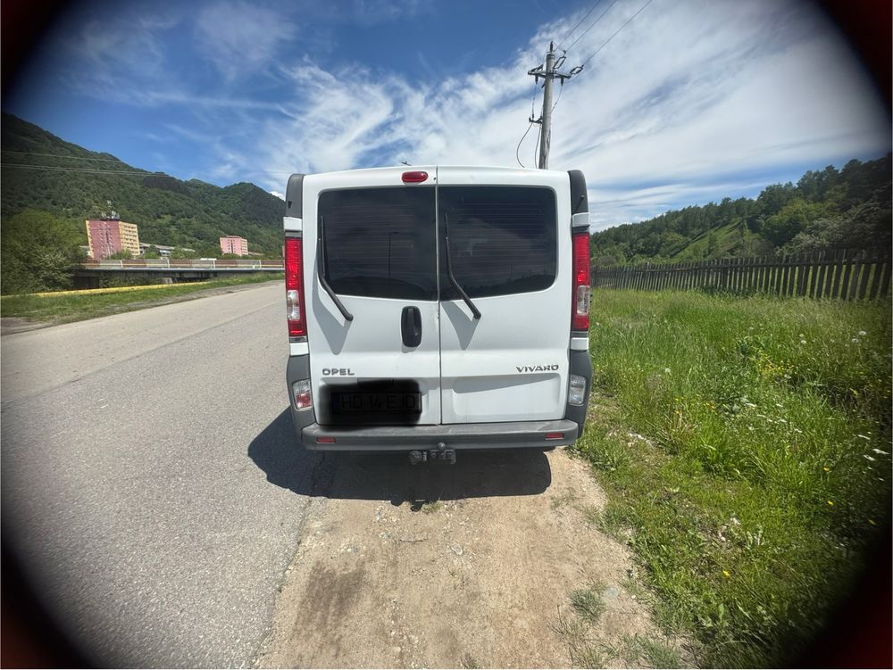 Opel vivaro 2013
