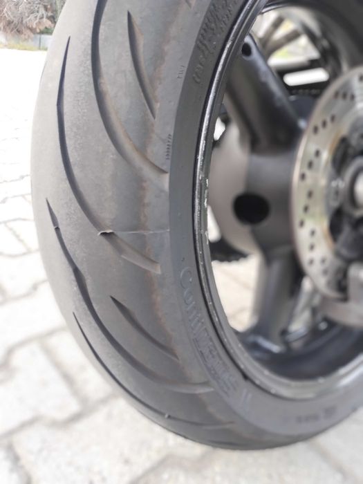 Motocicleta suzuki bandit 1200