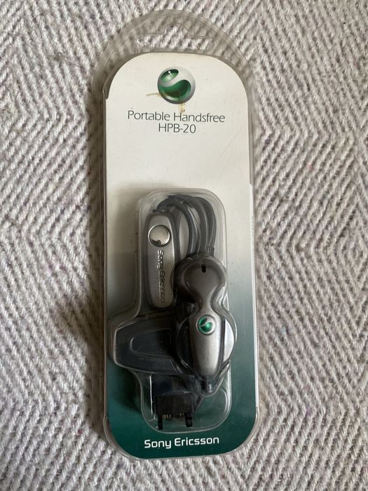Casca originala Sony Ericsson HPB-20 , cablu DCU-11