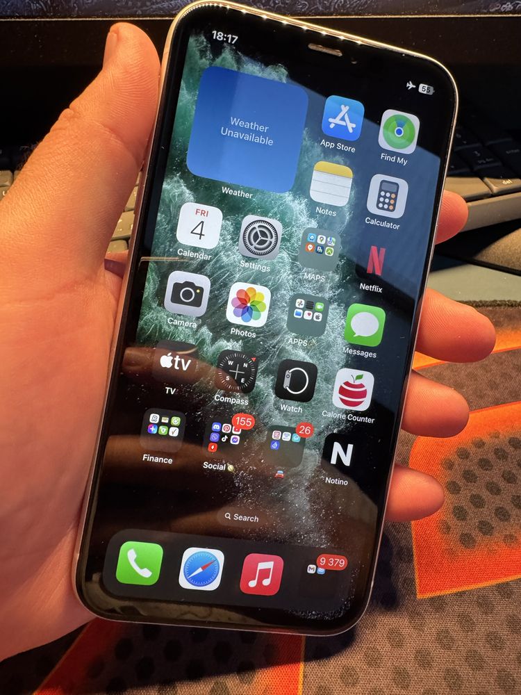 Iphone Xr 64gb..