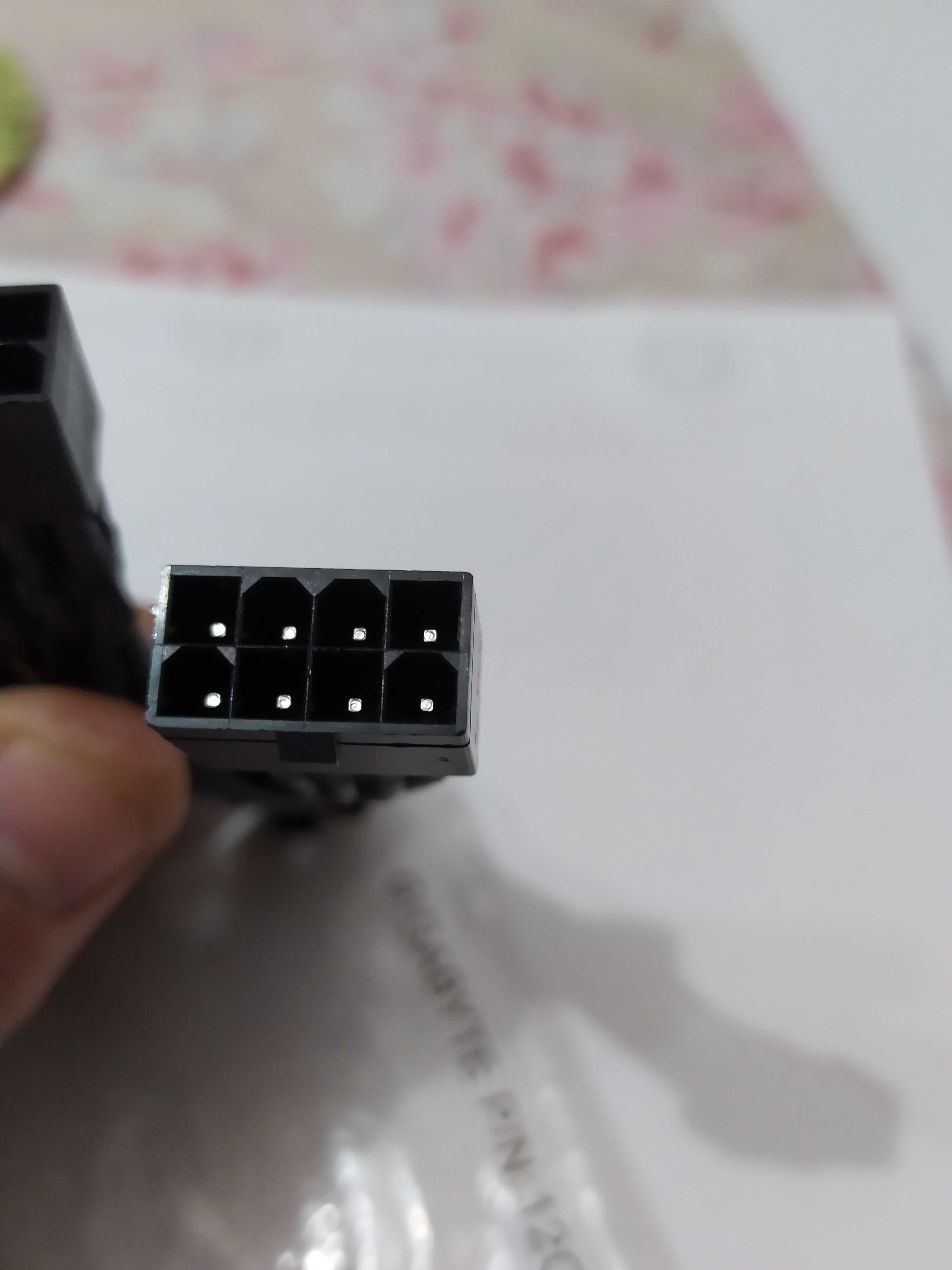 Cablu adaptor gigabyte 8 pini la 3x8 pin