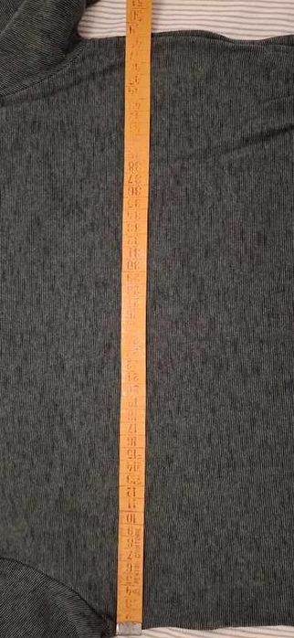 Hanorac barbati cu guler inalt si buzunare