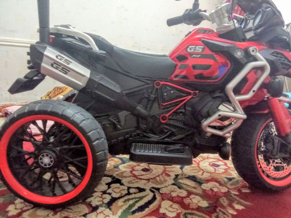 Детская мотоцикл сотилади холати янги срочнига