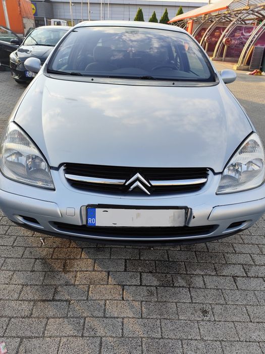 Vand Citroen C5 , 2 l diesel, în stare bună de funcționare.