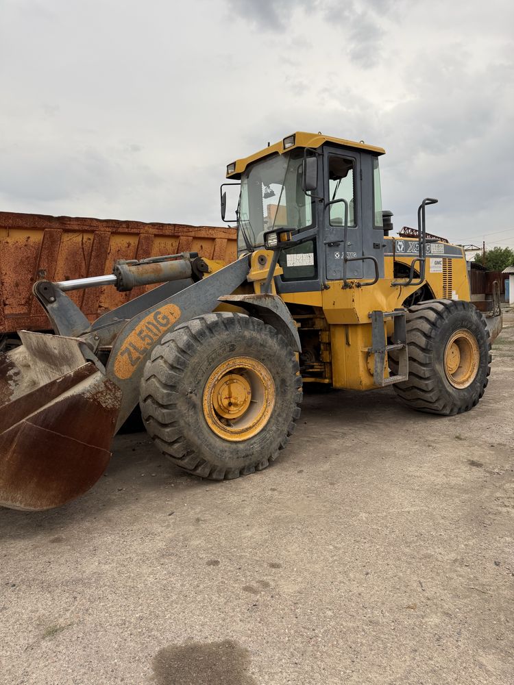 PAGRUSHIK XMGC 3 kub ZL 50 jostik 2010 yil