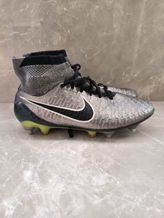 Nike Magista футболни обувки бутонки номер 41