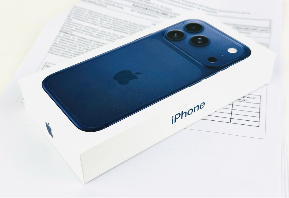 НАЛИЧЕН! Apple iPhone 17 Pro 256GB Deep Blue 3г. Гаранция!