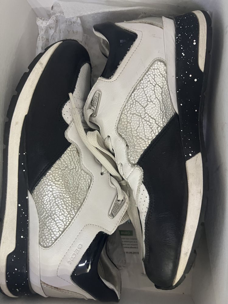 Сникърси Geox и GUESS
