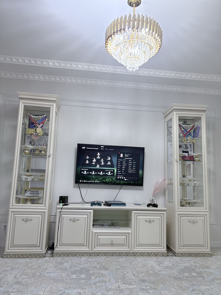 Продам комплект для гостинной