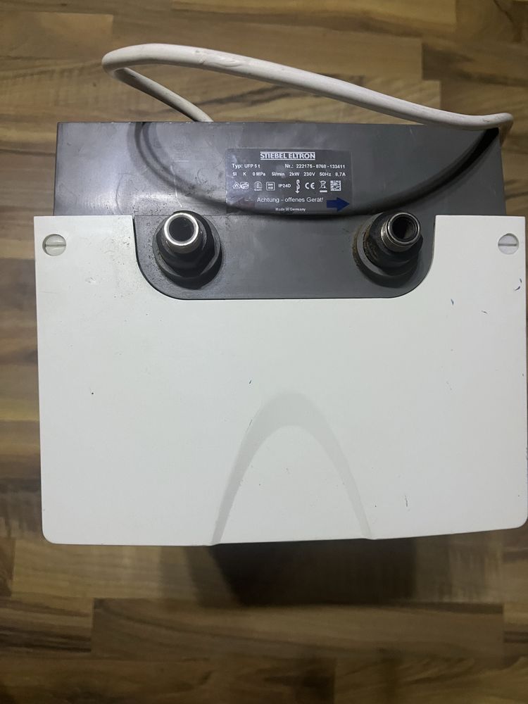 Boiler apa  5 litri 100 lei bucata